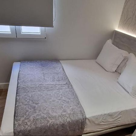 Ch La Petite Maison - Boutique - Madrid Bagian luar foto