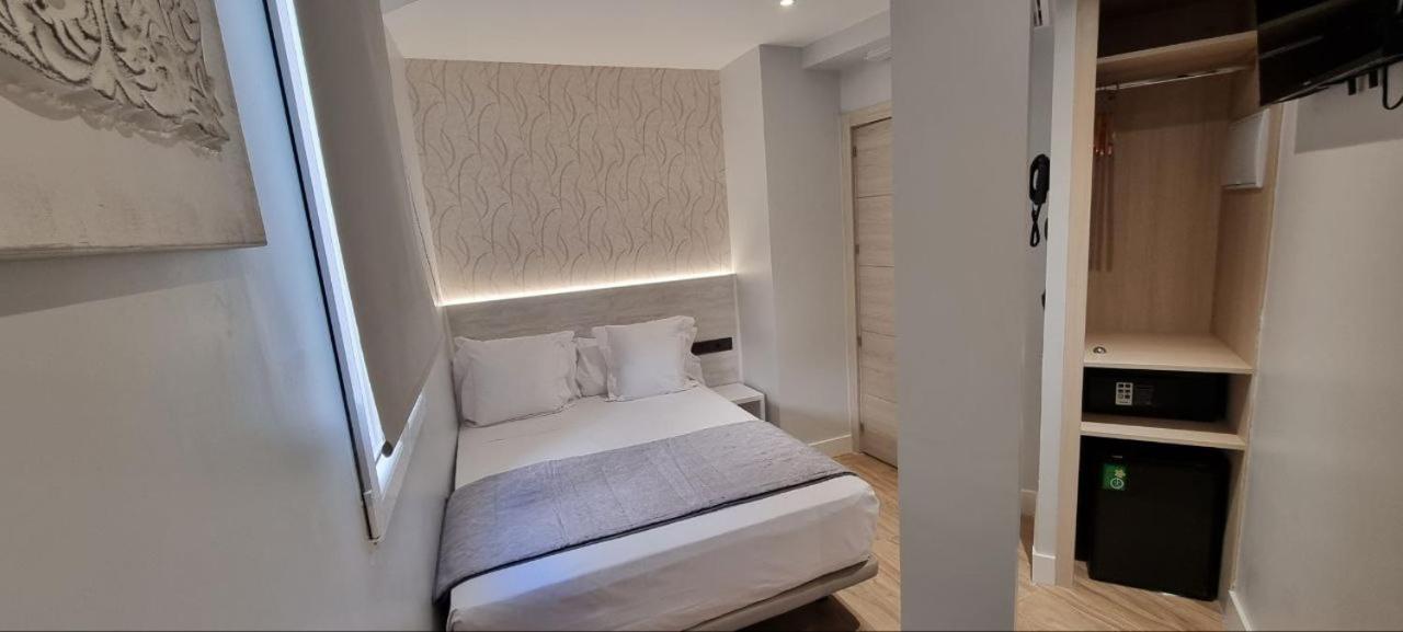 Ch La Petite Maison - Boutique - Madrid Bagian luar foto